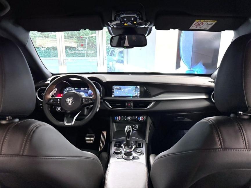 Alfa Romeo Stelvio 2.0 T 280k AT8 ZF Q4 4x4 Intensa *o288,o505*