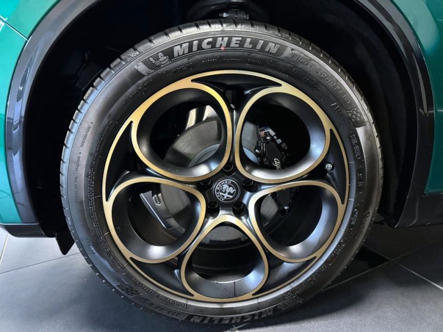Alfa Romeo Stelvio 2.0 T 280k AT8 ZF Q4 4x4 Intensa *o288,o505*