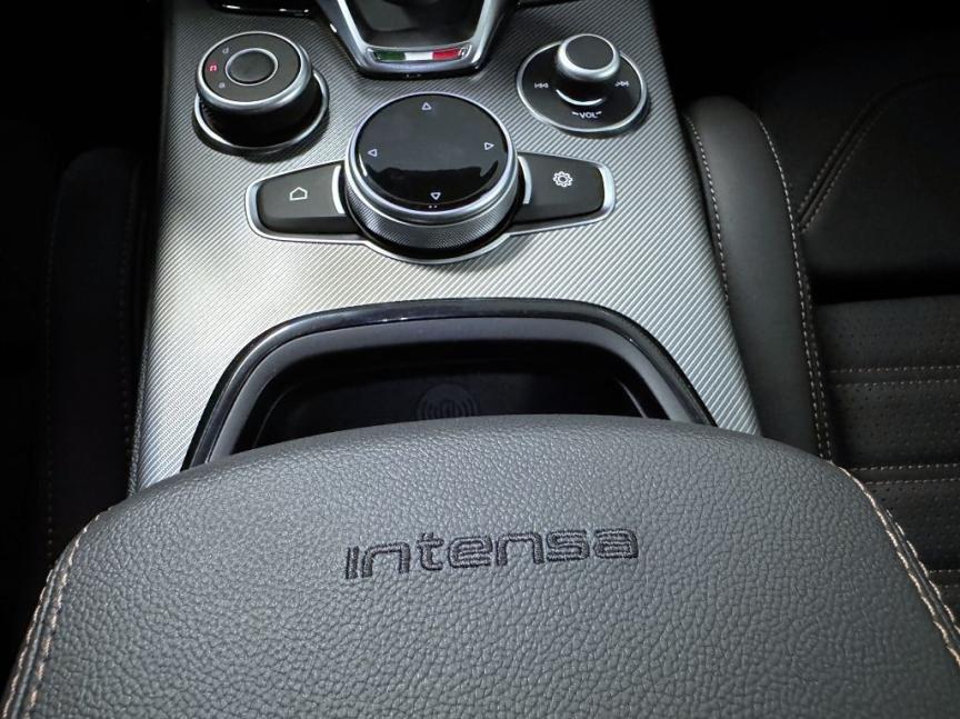 Alfa Romeo Stelvio 2.0 T 280k AT8 ZF Q4 4x4 Intensa *o288,o505*