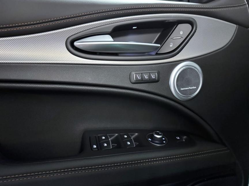 Alfa Romeo Stelvio 2.0 T 280k AT8 ZF Q4 4x4 Intensa *o288,o505*