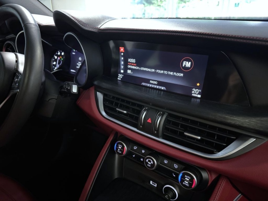 Alfa Romeo Stelvio 2.0 T 280k AT8 ZF Q4 4x4 Super