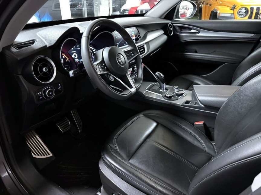 Alfa Romeo Stelvio 2.0 T 280k AT8 ZF Q4 4x4 Super