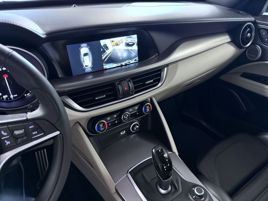Alfa Romeo Stelvio 2.0 T 280k AT8 ZF Q4 4x4 Super