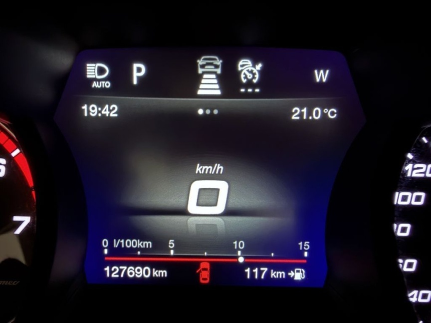Alfa Romeo Stelvio 2.0 T 280k AT8 ZF Q4 4x4 Super