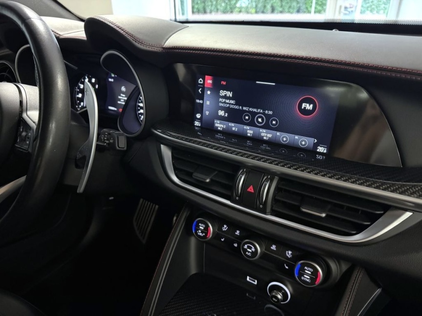 Alfa Romeo Stelvio 2.0 T 280k AT8 ZF Q4 4x4 Veloce TI
