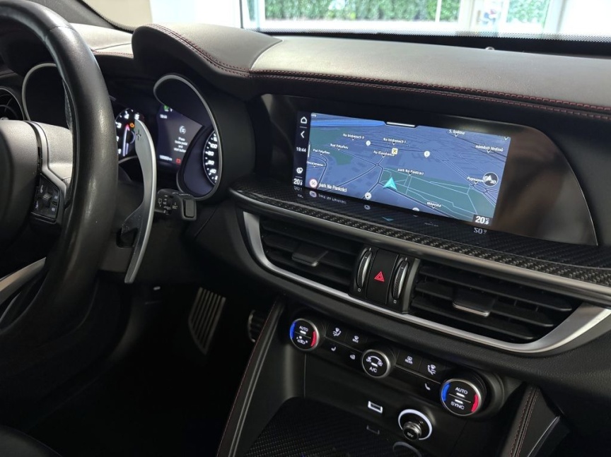 Alfa Romeo Stelvio 2.0 T 280k AT8 ZF Q4 4x4 Veloce TI