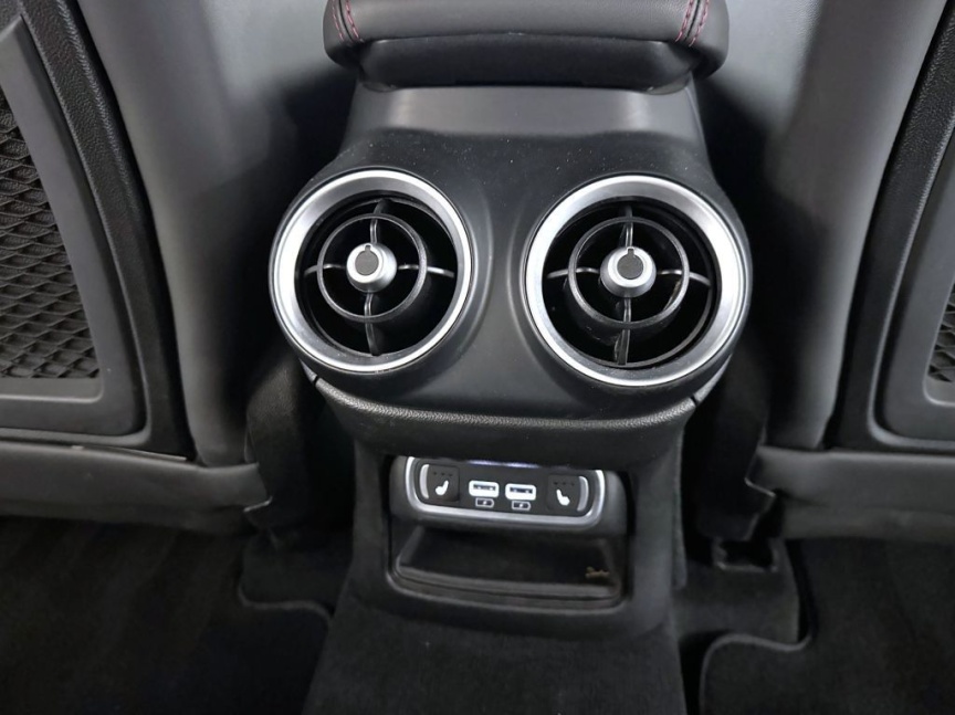 Alfa Romeo Stelvio 2.0 T 280k AT8 ZF Q4 4x4 Veloce TI
