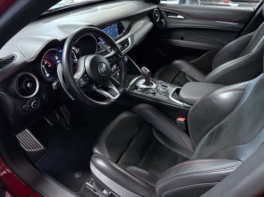 Alfa Romeo Stelvio 2.0 T 280k AT8 ZF Q4 4x4 Veloce TI