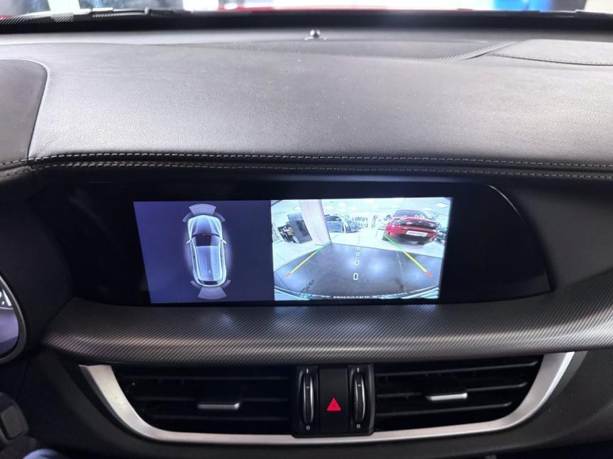 Alfa Romeo Stelvio 2.0 T 280k AT8 ZF Q4 4x4 Veloce