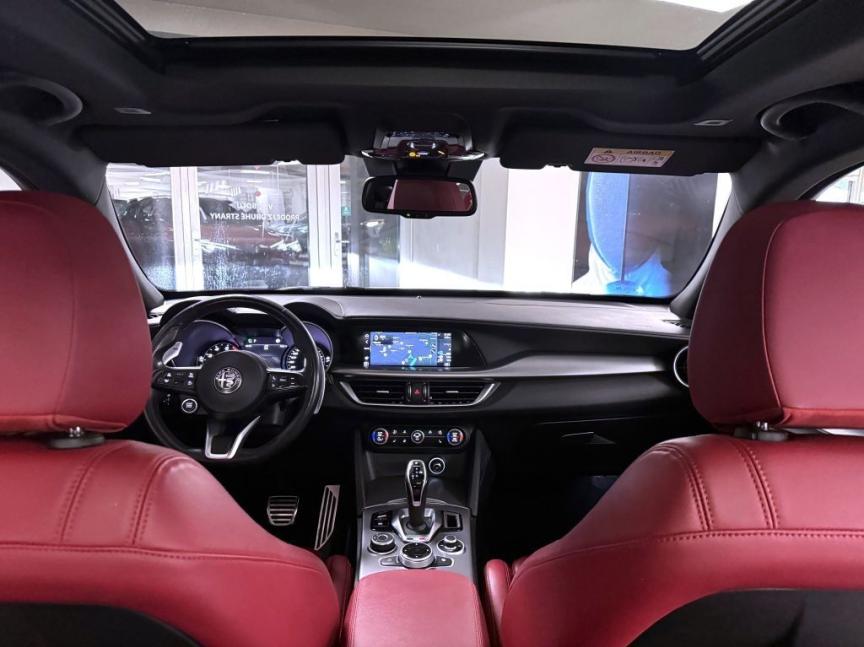 Alfa Romeo Stelvio 2.0 T 280k AT8 ZF Q4 4x4 Veloce