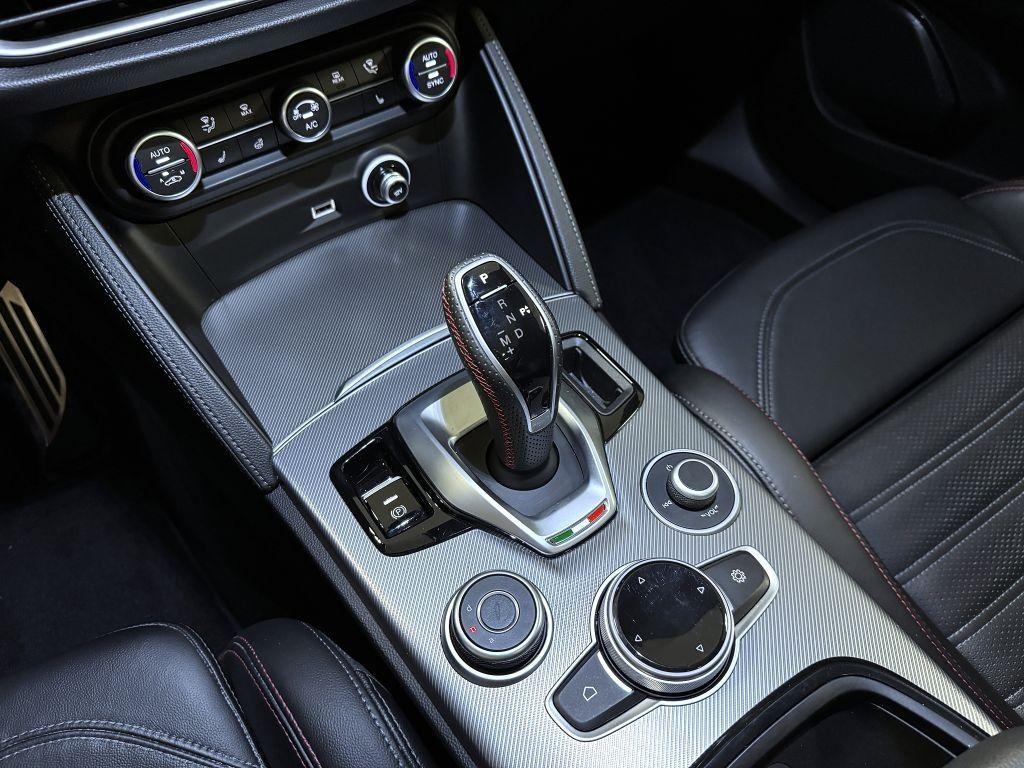 Alfa Romeo Stelvio 2.0T 280k AT8 ZF Q4 4x4 Competizione, reg. 06/2023