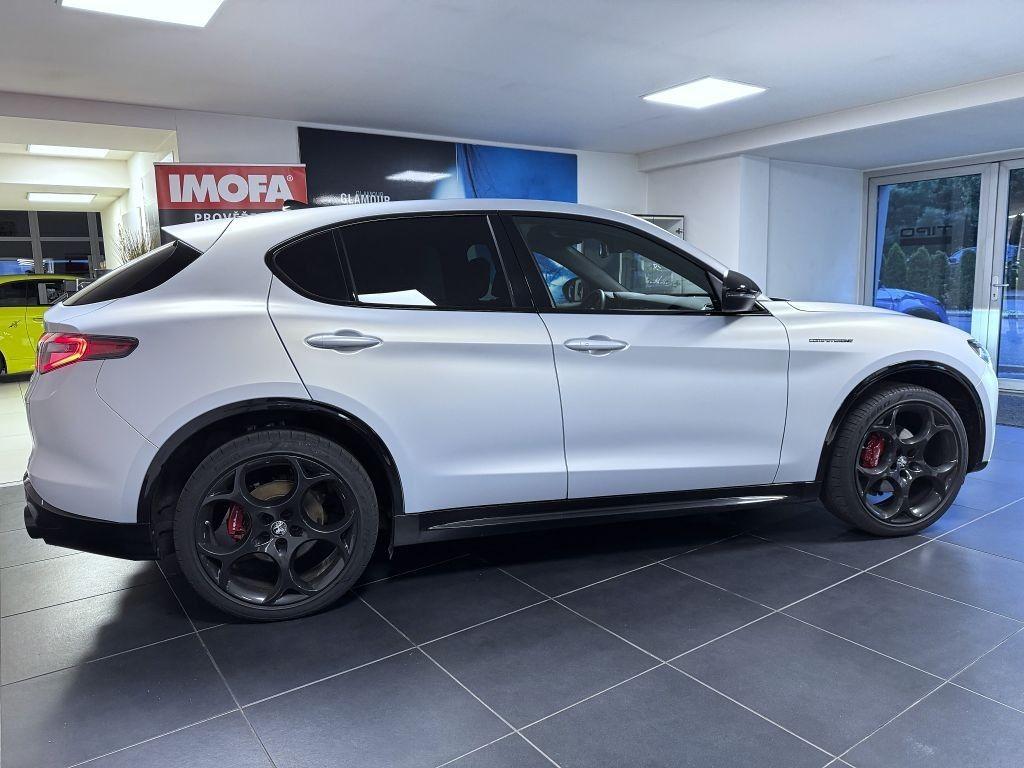 Alfa Romeo Stelvio 2.0T 280k AT8 ZF Q4 4x4 Competizione, reg. 06/2023