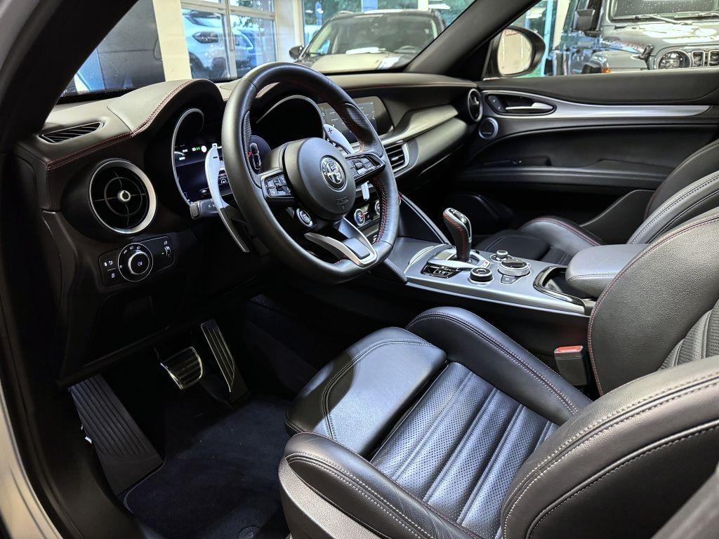 Alfa Romeo Stelvio 2.0T 280k AT8 ZF Q4 4x4 Competizione, reg. 06/2023