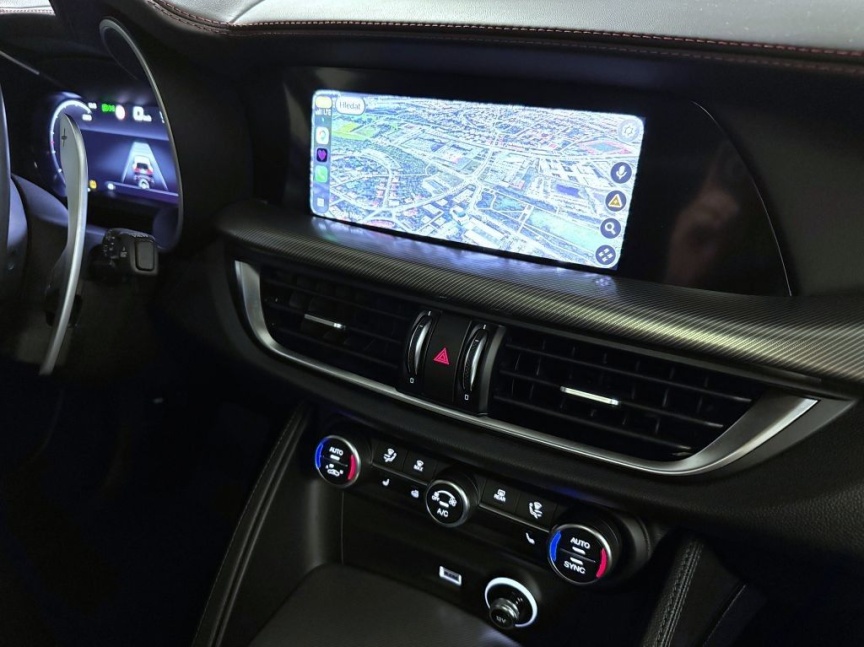 Alfa Romeo Stelvio 2.0T 280k AT8 ZF Q4 4x4 Competizione