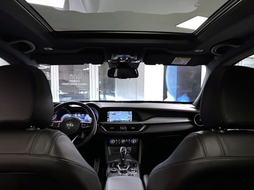 Alfa Romeo Stelvio 2.0T 280k AT8 ZF Q4 4x4 Competizione