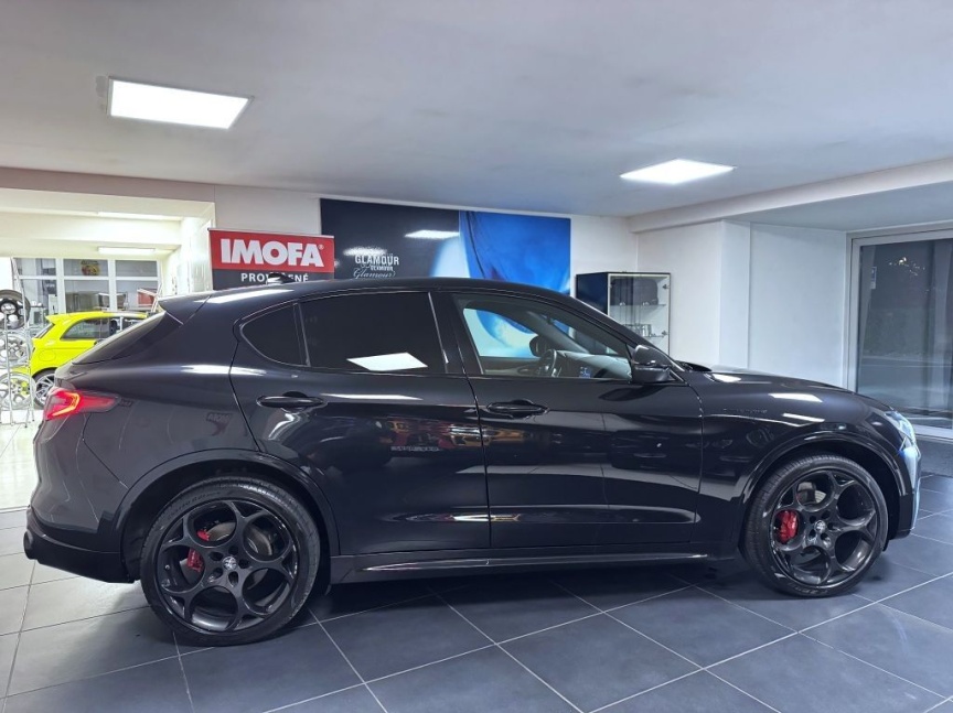 Alfa Romeo Stelvio 2.0T 280k AT8 ZF Q4 4x4 Competizione