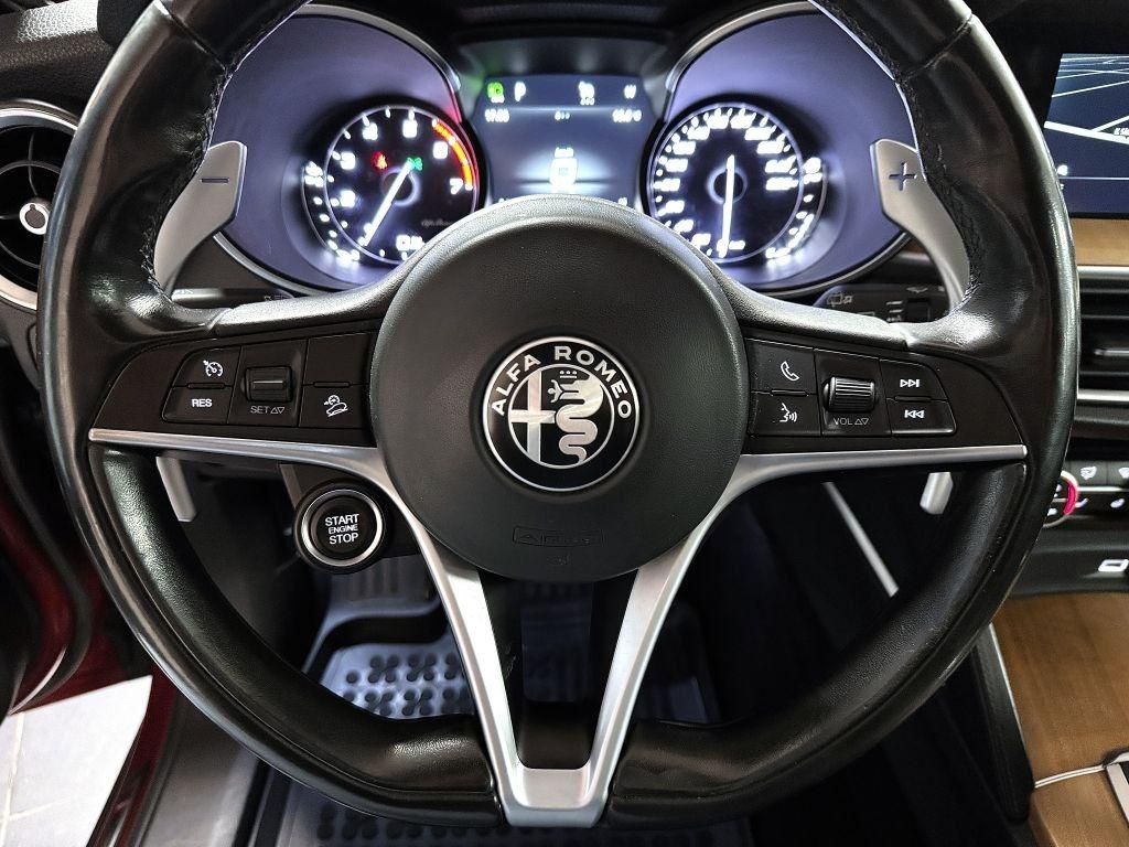 Alfa Romeo Stelvio 2.0T 280k AT8 ZF Q4 4x4 First Edition, reg. 09/2017