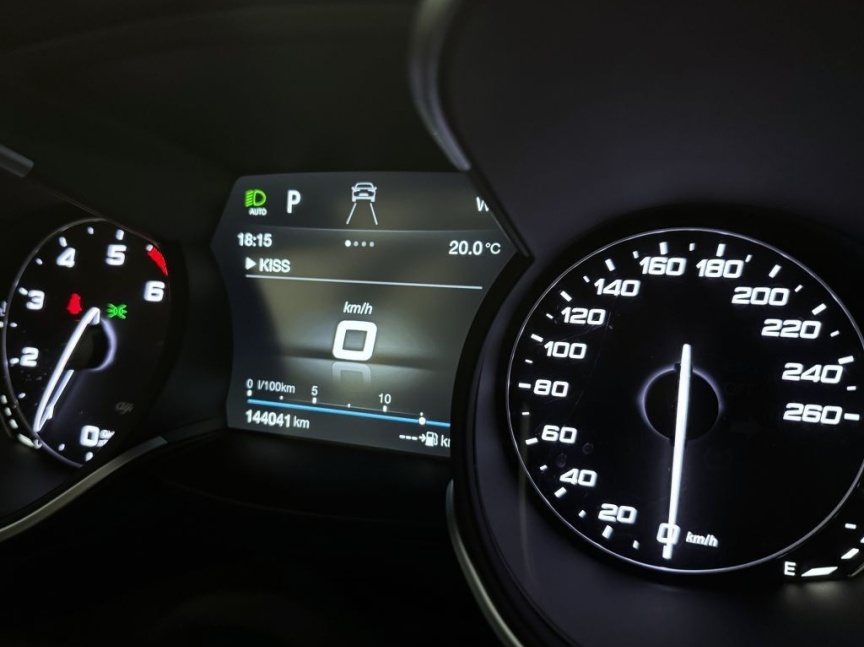 Alfa Romeo Stelvio 2.0T 280k AT8 ZF Q4 4x4 First Edition