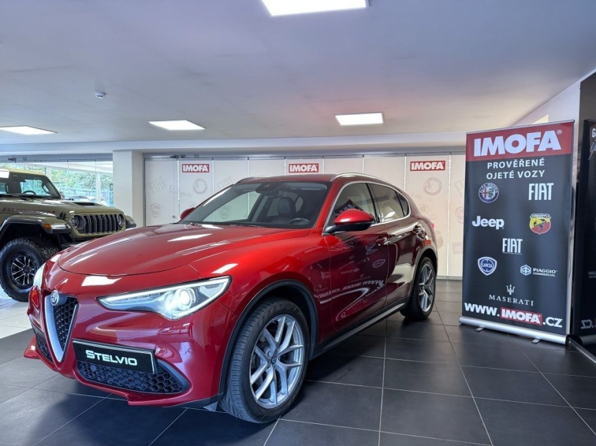 Alfa Romeo Stelvio 2.0T 280k AT8 ZF Q4 4x4 First Edition