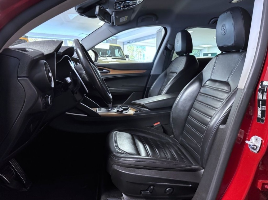 Alfa Romeo Stelvio 2.0T 280k AT8 ZF Q4 4x4 First Edition