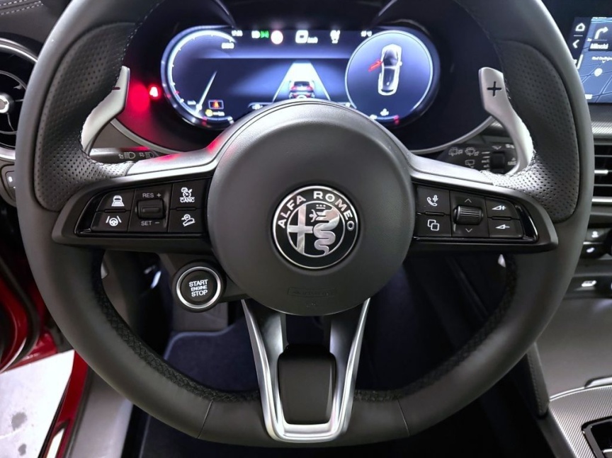 Alfa Romeo Stelvio 2.0T 280k AT8 ZF Q4 4x4 Veloce *401 m*