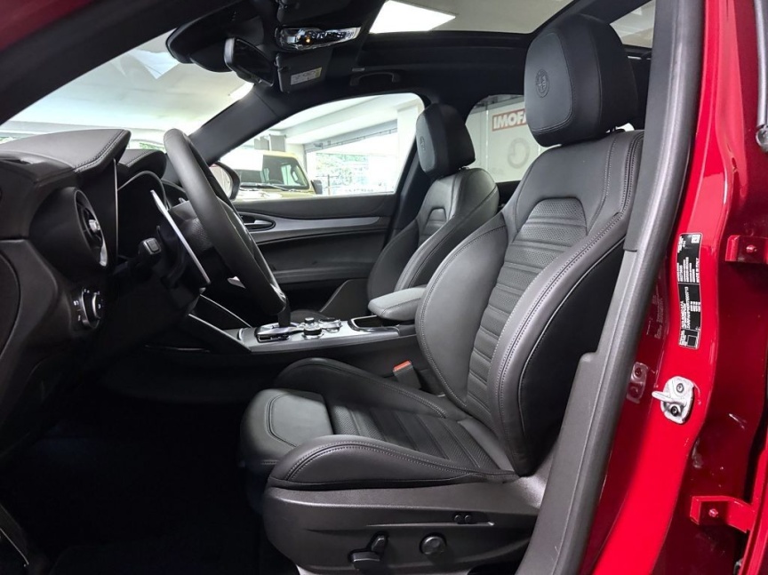 Alfa Romeo Stelvio 2.0T 280k AT8 ZF Q4 4x4 Veloce *401 m*