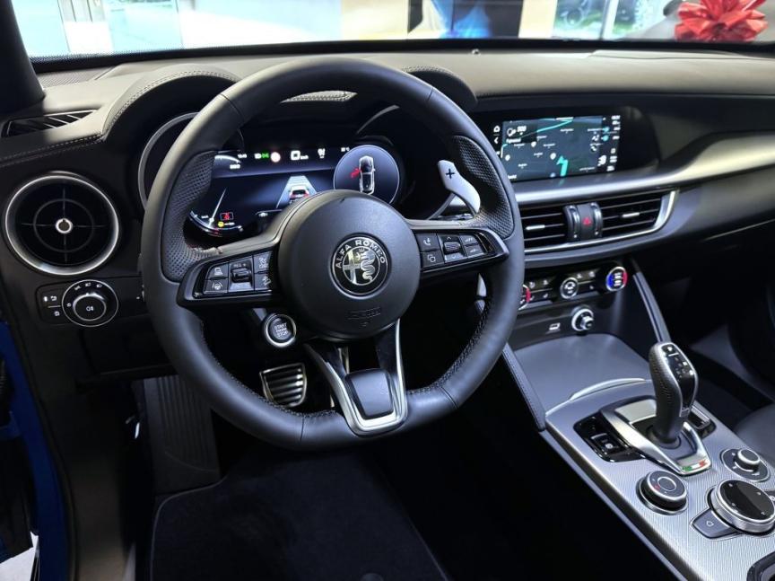 Alfa Romeo Stelvio 2.0T 280k AT8 ZF Q4 4x4 Veloce *691* k