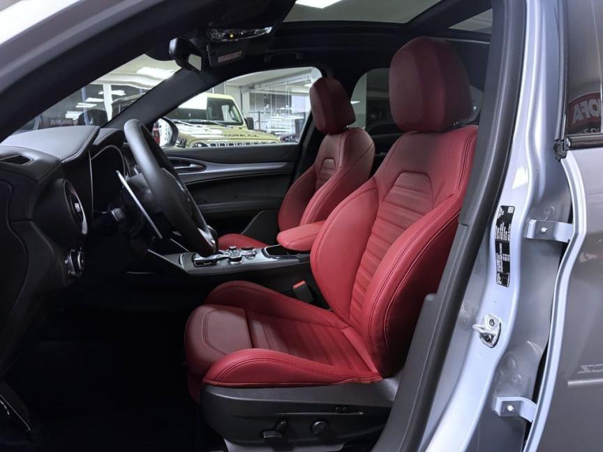 Alfa Romeo Stelvio 2.0T 280k AT8 ZF Q4 4x4 Veloce *693* k
