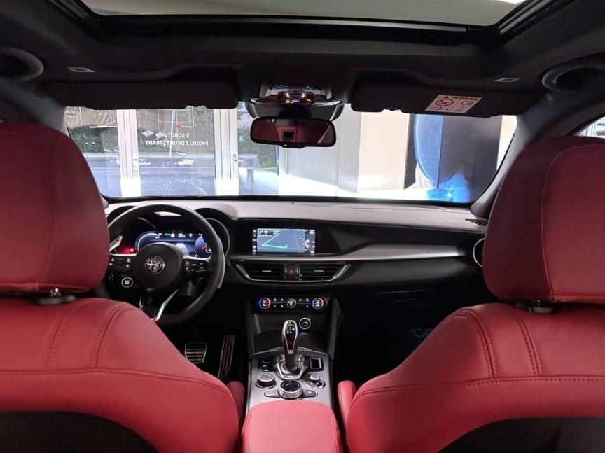 Alfa Romeo Stelvio 2.0T 280k AT8 ZF Q4 4x4 Veloce *762* k