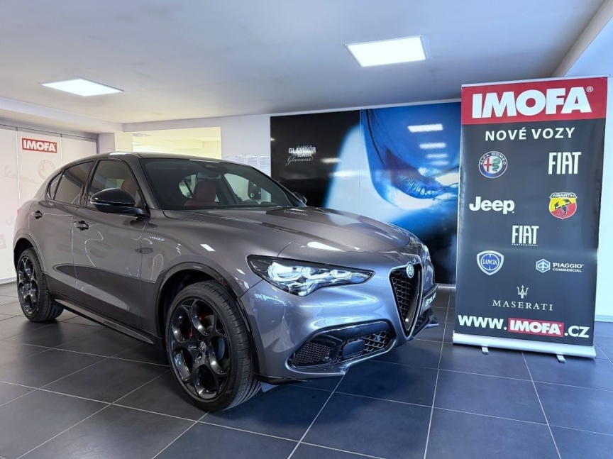 Alfa Romeo Stelvio 2.0T 280k AT8 ZF Q4 4x4 Veloce *811*