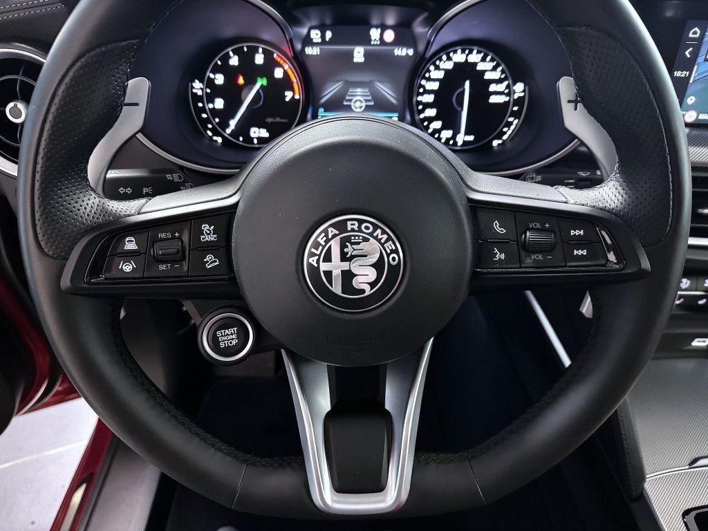 Alfa Romeo Stelvio 2.0T 280k AT8 ZF Q4 4x4 Veloce, reg. 02/2023