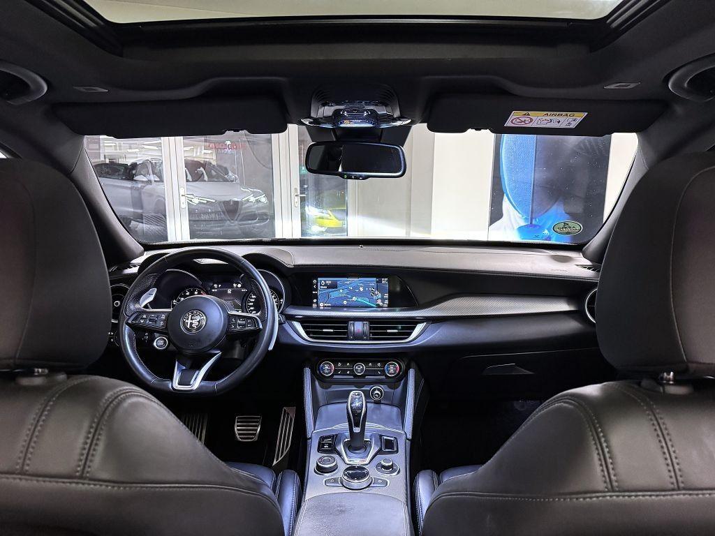 Alfa Romeo Stelvio 2.0T 280k AT8 ZF Q4 4x4 Veloce, reg. 05/2020