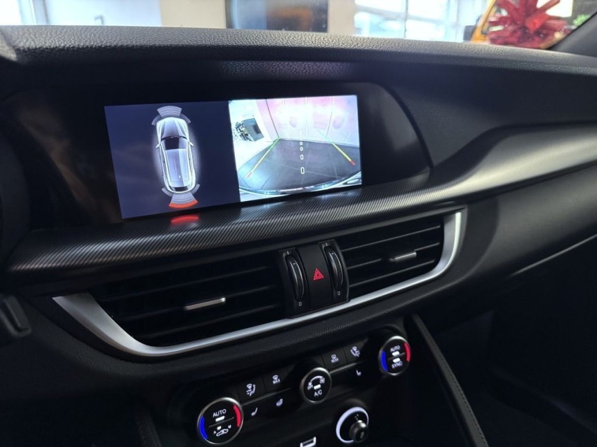 Alfa Romeo Stelvio 2.0T 280k AT8 ZF Q4 4x4 Veloce
