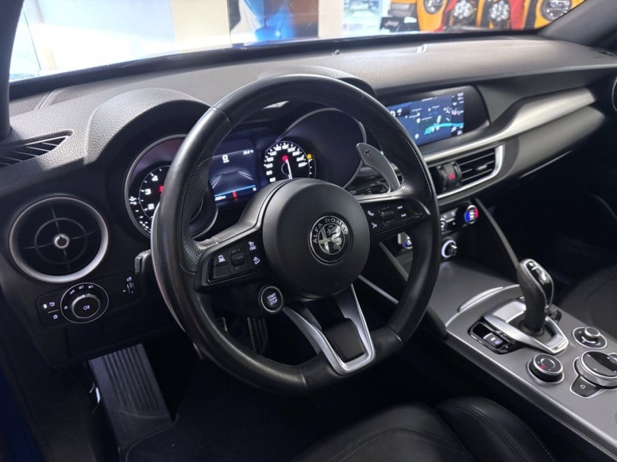 Alfa Romeo Stelvio 2.0T 280k AT8 ZF Q4 4x4 Veloce