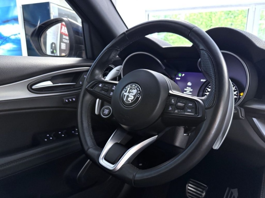 Alfa Romeo Stelvio 2.0T 280k AT8 ZF Q4 4x4 Veloce