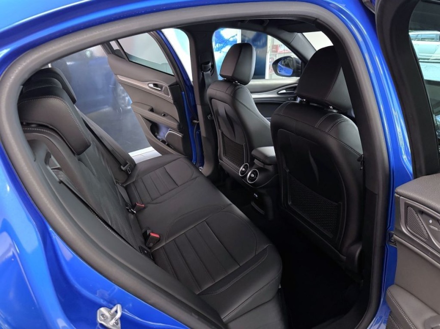 Alfa Romeo Stelvio 2.0T 280k AT8 ZF Q4 4x4 Veloce