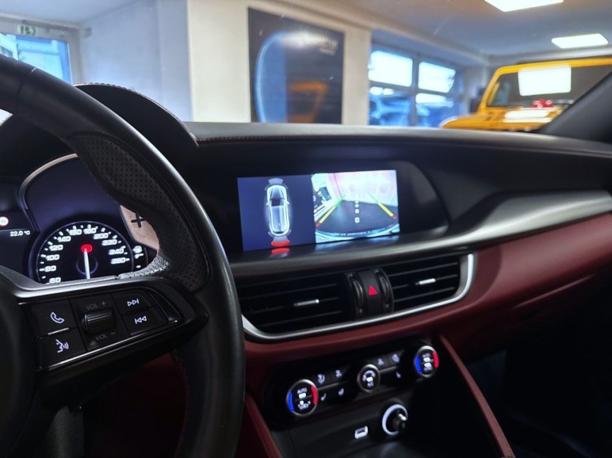 Alfa Romeo Stelvio 2.0T 280k AT8 ZF Q4 4x4 Veloce