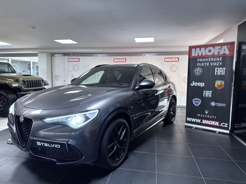 Alfa Romeo Stelvio 2.0T 280k AT8 ZF Q4 4x4 Veloce