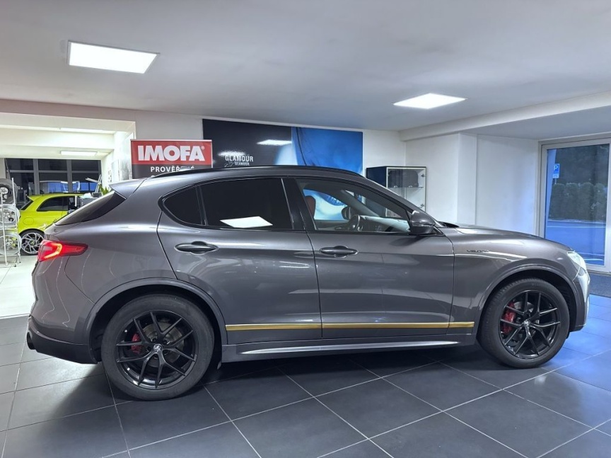 Alfa Romeo Stelvio 2.0T 280k AT8 ZF Q4 4x4 Veloce