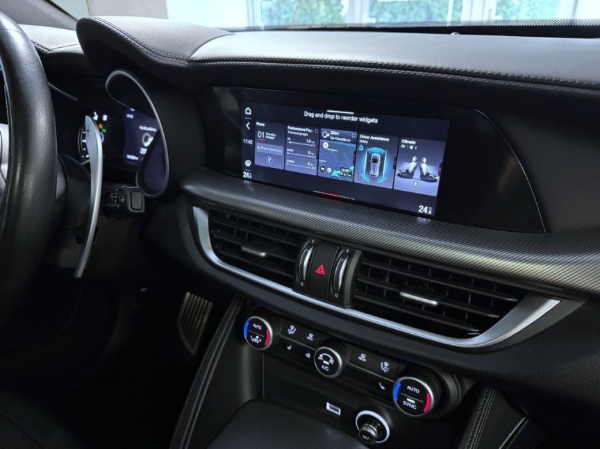Alfa Romeo Stelvio 2.0T 280k AT8 ZF Q4 4x4 Veloce