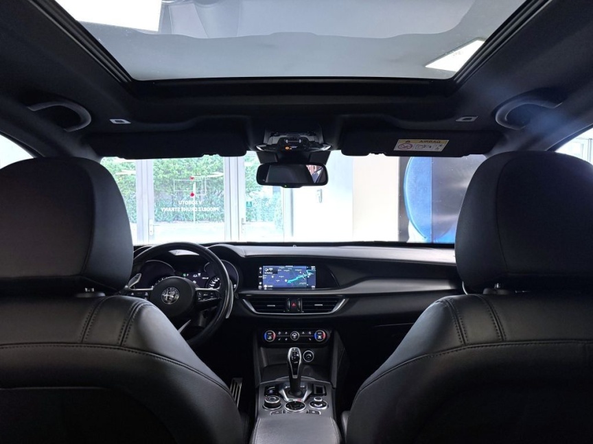 Alfa Romeo Stelvio 2.0T 280k AT8 ZF Q4 4x4 Veloce