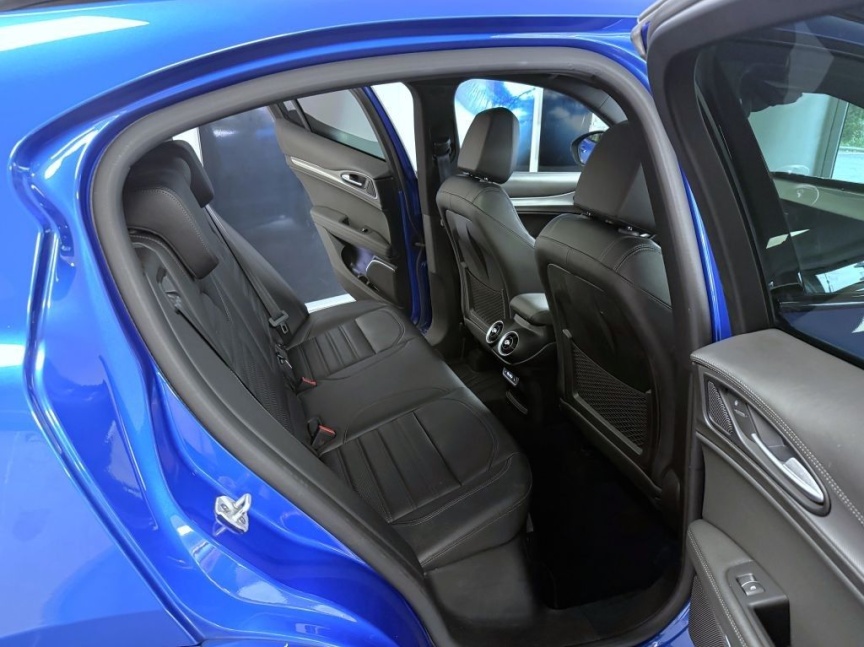 Alfa Romeo Stelvio 2.0T 280k AT8 ZF Q4 4x4 Veloce