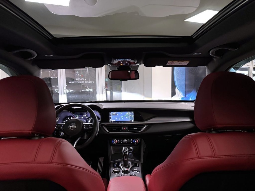 Alfa Romeo Stelvio 2.0T 280k AT8 ZF Q4 4x4 Veloce