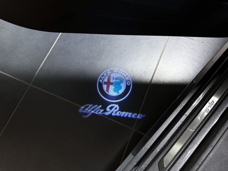 Alfa Romeo Stelvio 2.0T 280k AT8 ZF Q4 4x4 Veloce