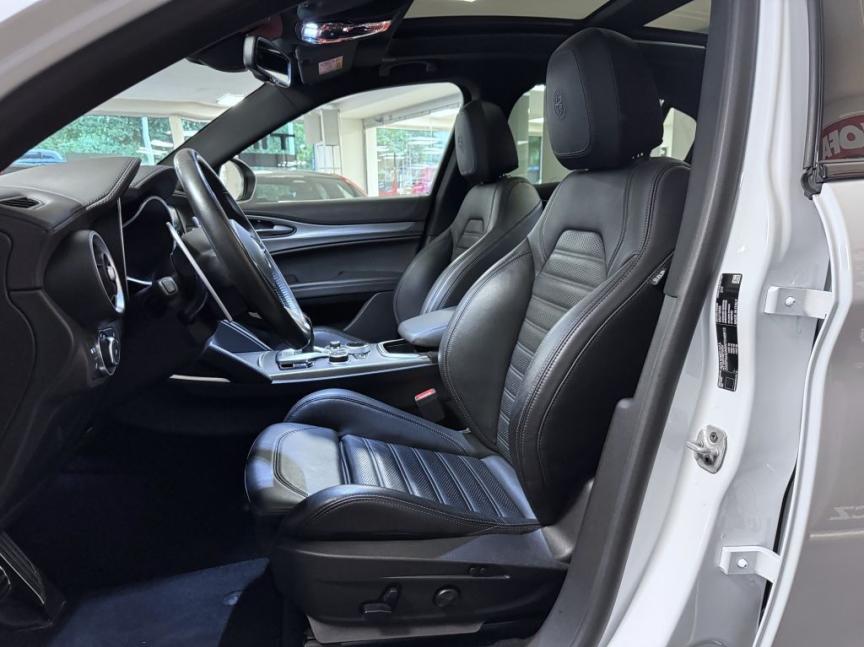 Alfa Romeo Stelvio 2.0T 280k AT8 ZF Q4 4x4 Veloce