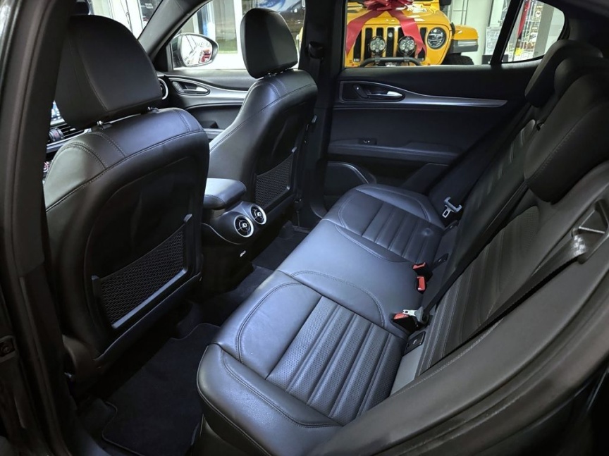 Alfa Romeo Stelvio 2.0T 280k AT8 ZF Q4 4x4 Veloce