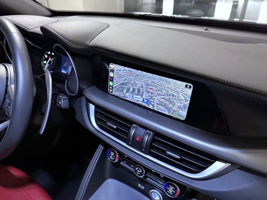 Alfa Romeo Stelvio 2.0T 280k AT8 ZF Q4 4x4 Veloce