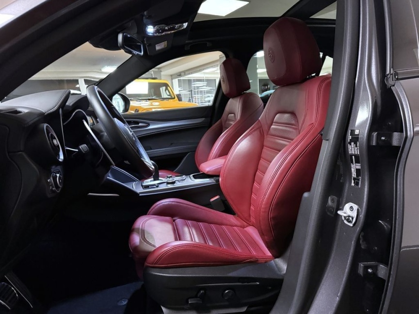 Alfa Romeo Stelvio 2.0T 280k AT8 ZF Q4 4x4 Veloce