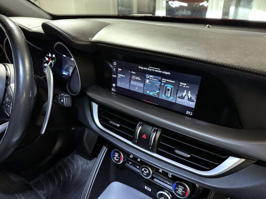 Alfa Romeo Stelvio 2.0T 280k AT8 ZF Q4 4x4 Veloce