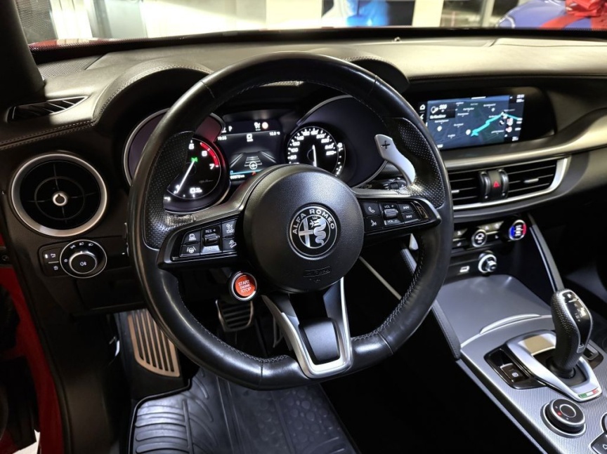Alfa Romeo Stelvio 2.0T 280k AT8 ZF Q4 4x4 Veloce